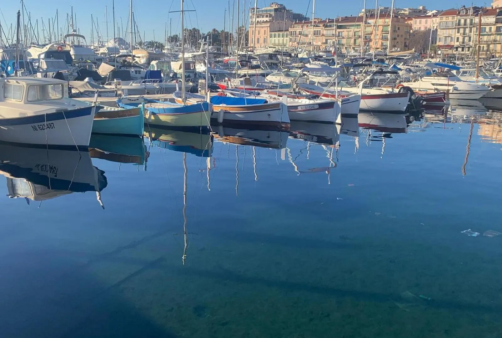 Magnifique Et Lumineux 3 Pieces A2B238 Appartement Cannes